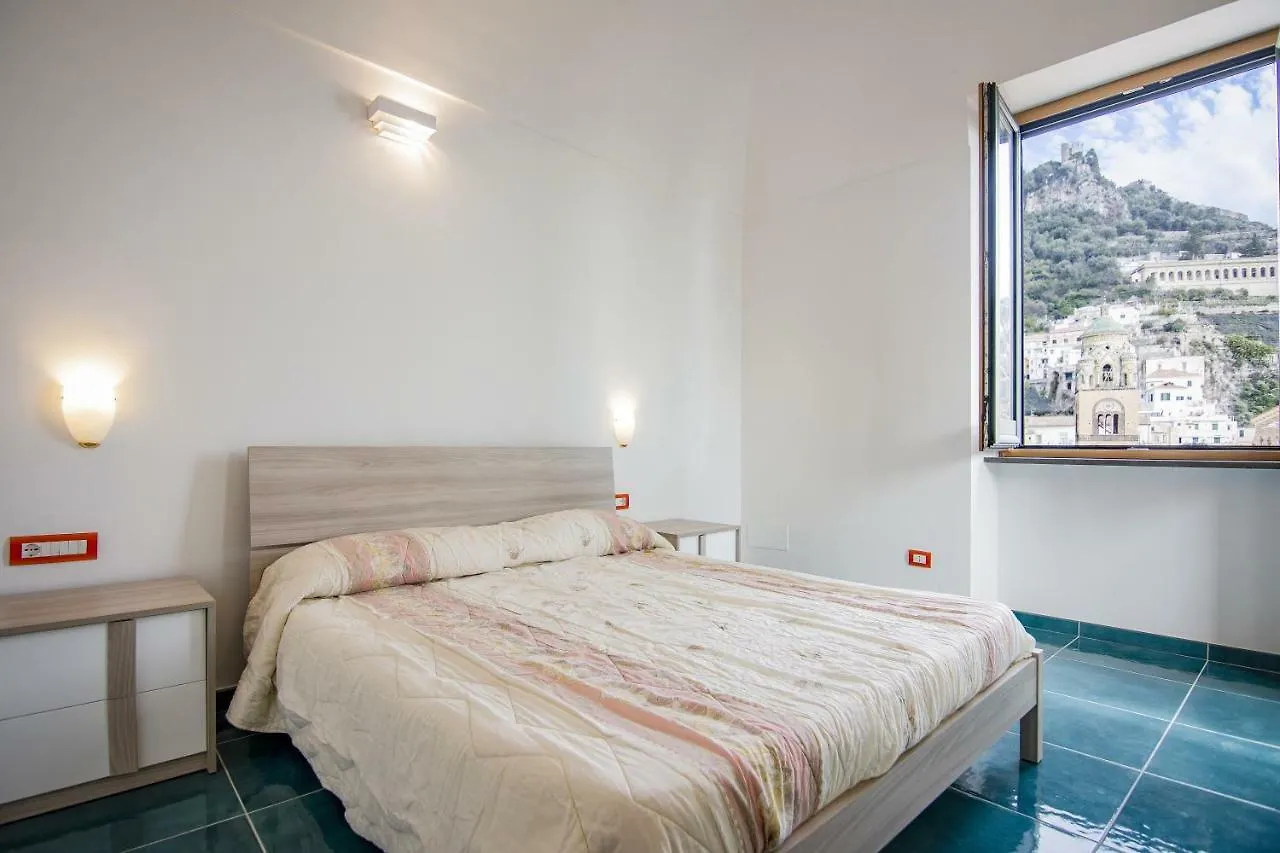 בית נופש הוילה אמאלפי Casa Dei Greci איטליה